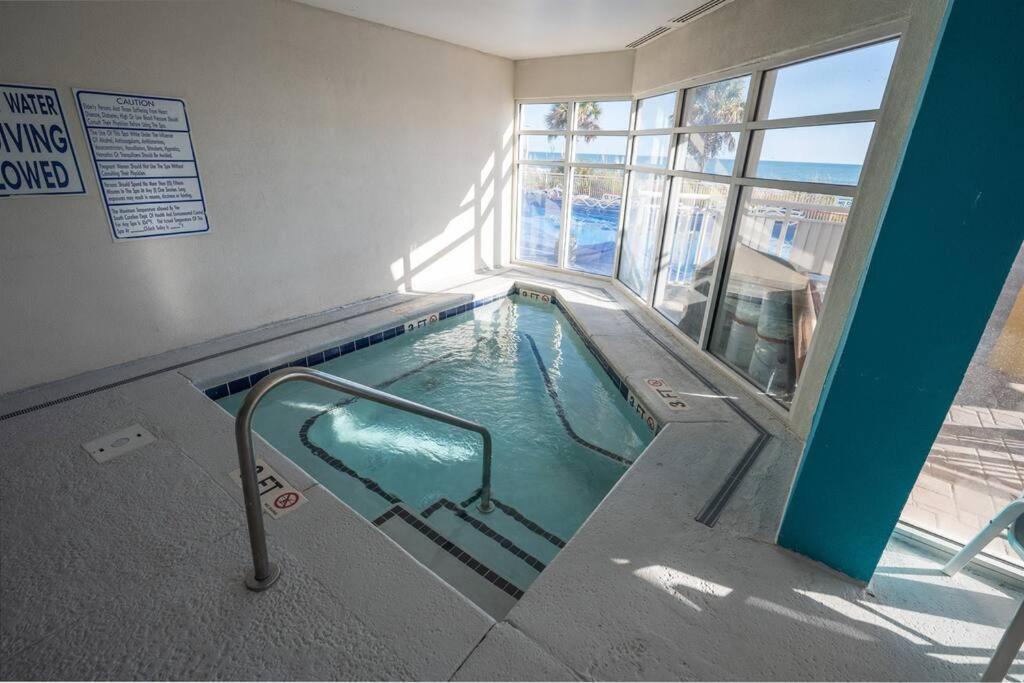 Vila Baywatch Renovated, Unobstructed Oceanfront Views! Myrtle Beach Exteriér fotografie